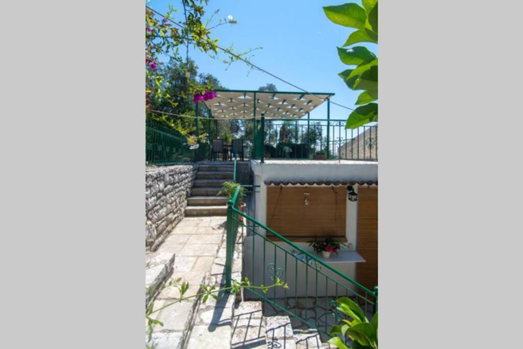 Vlachopoulátika Thanos Cottage מראה חיצוני תמונה