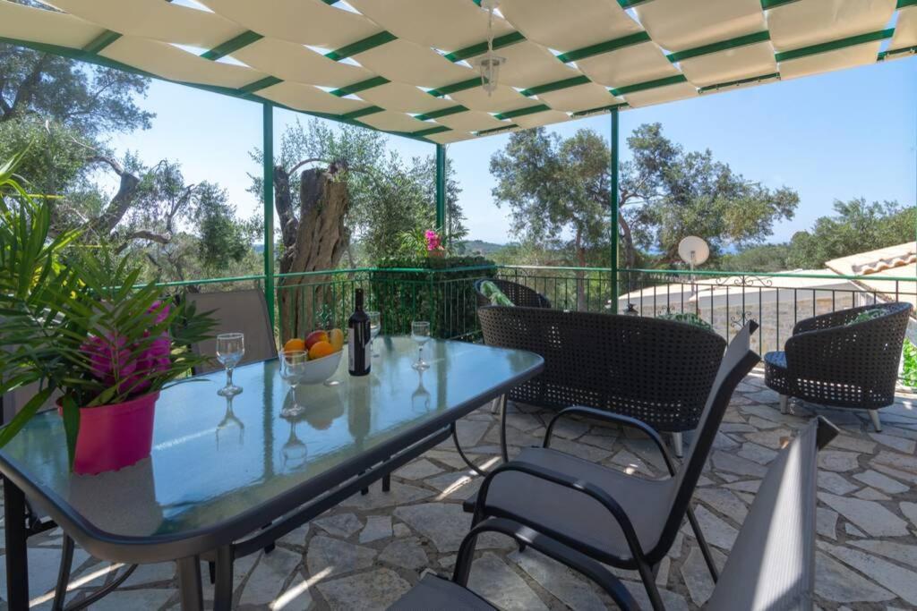 Vlachopoulátika Thanos Cottage מראה חיצוני תמונה