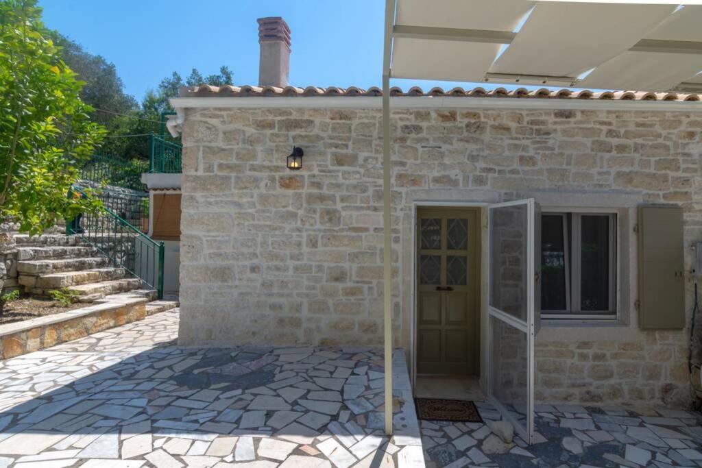 Vlachopoulátika Thanos Cottage מראה חיצוני תמונה